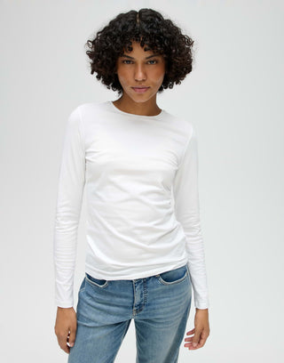 010 white;83