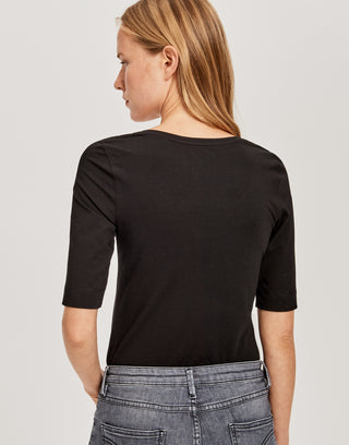 900 black;122