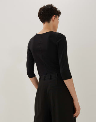 900 black;52