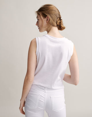010 white;31