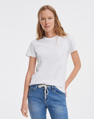 010 white;19