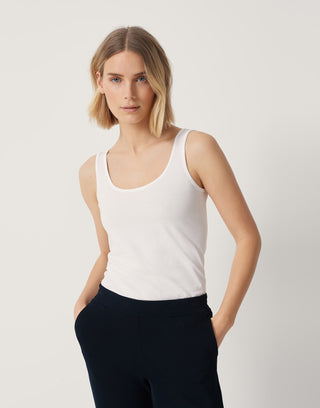 010 white;32