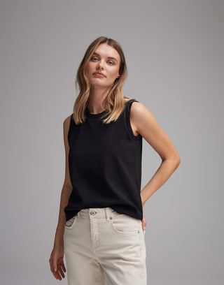 900 black;44