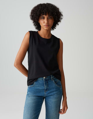 900 black;48