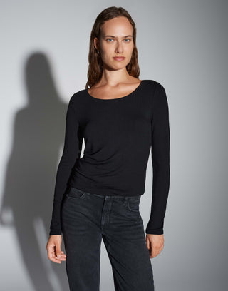 900 black;4