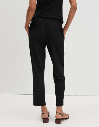 900 black;36