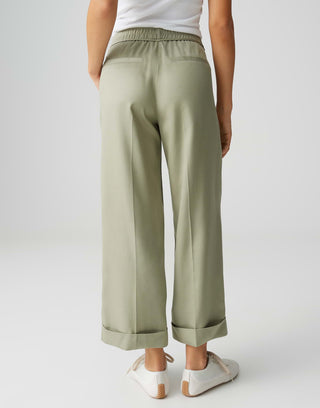 30042 pale olive;3