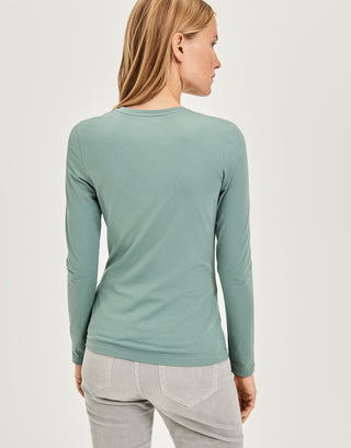 3040 mineral green;46