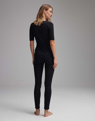 900 black;124