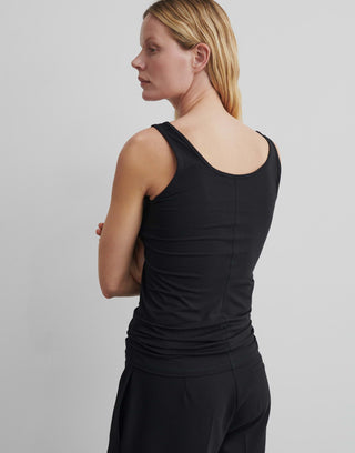 900 black;58