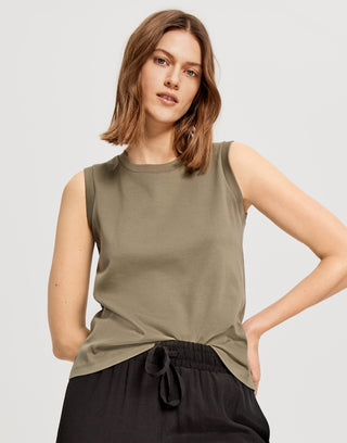 3046 soft moss;5