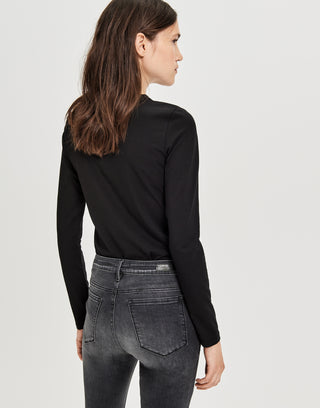 900 black;105