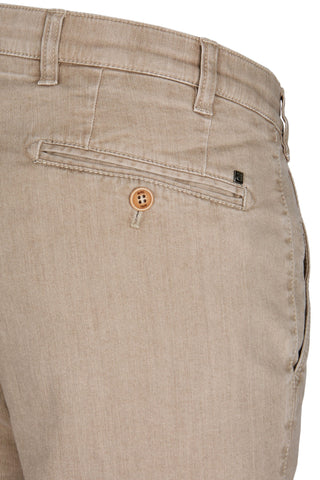 beige (22);4