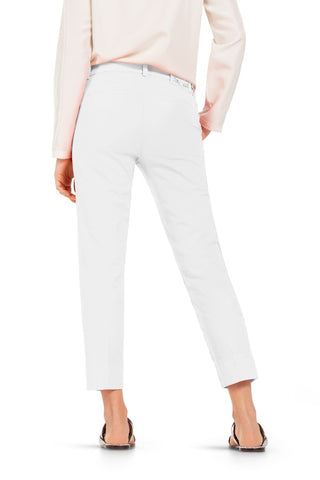 001 pure white;5