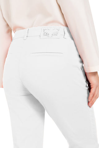 001 pure white;7