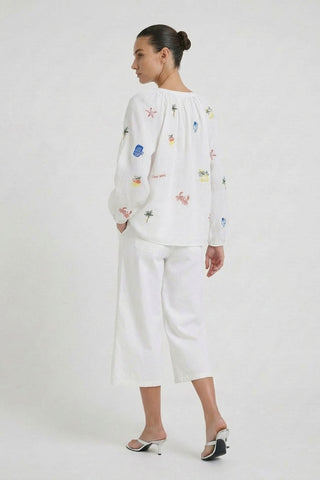 0103 white red;7