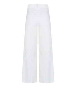 001 pure white;8