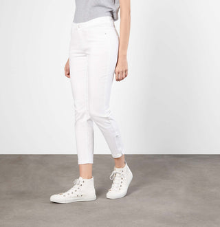 D010 white denim;47
