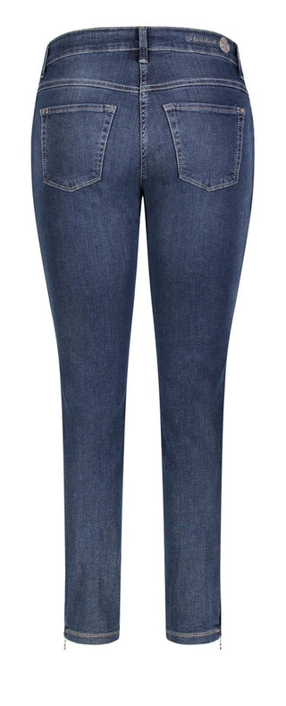 D853 dark used;19