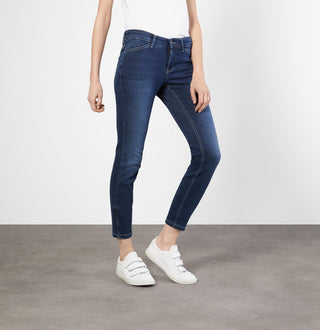 D853 dark used;18