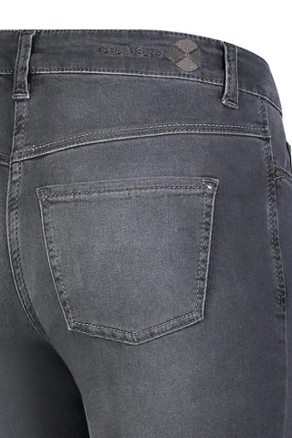 D975 dark grey used wash;78