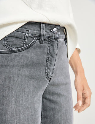 275002 GRAU MIT USE;17