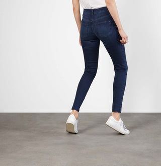 D651 basic slight used blue;15