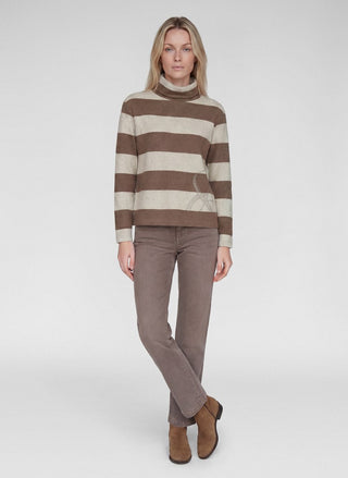 7672 Taupe;1