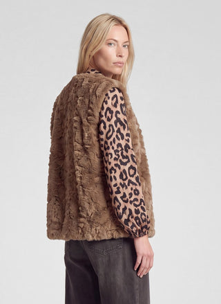 7672 Taupe;4
