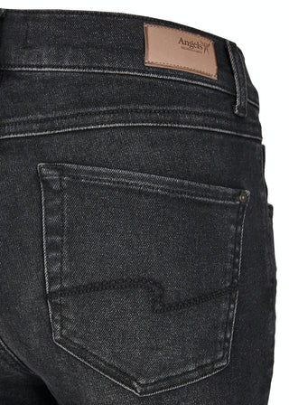 1058 black used;8