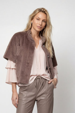 579 taupe;1