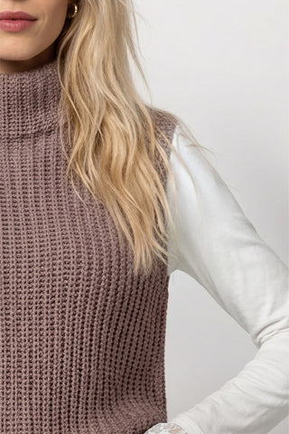 579 taupe;4