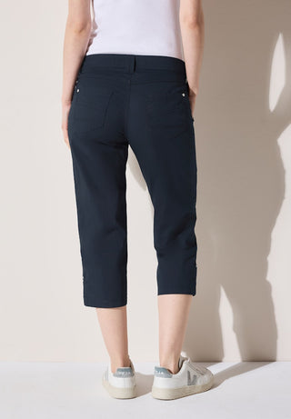 15512 universal blue;5