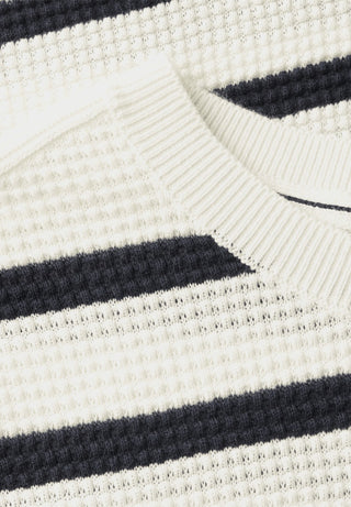 25512 universal blue;2