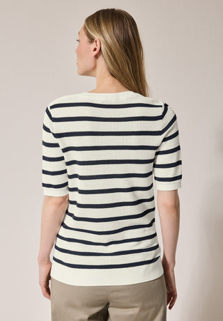 25512 universal blue;4