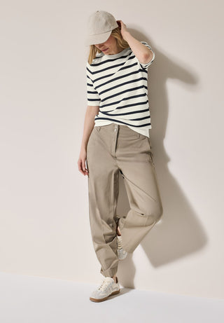 25512 universal blue;5