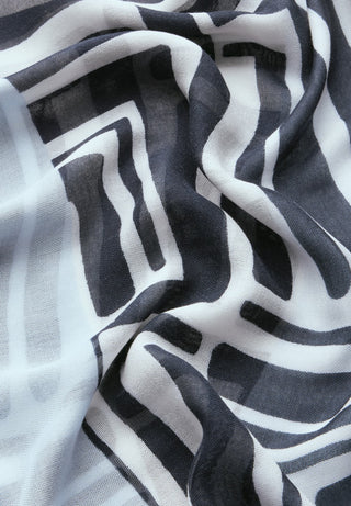 35512 universal blue;3