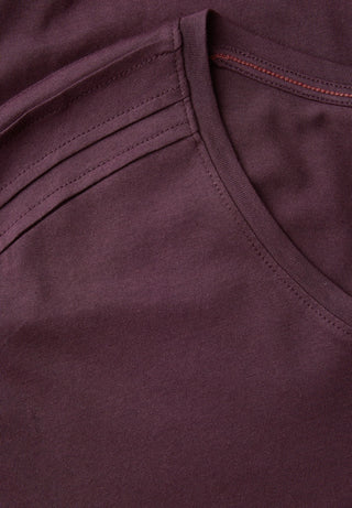 16900 mulberry red;42