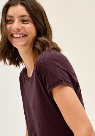 16900 mulberry red;43