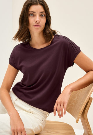 16900 mulberry red;46