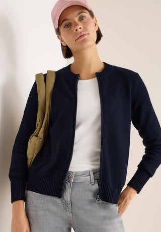 16831 urban dark blue;21