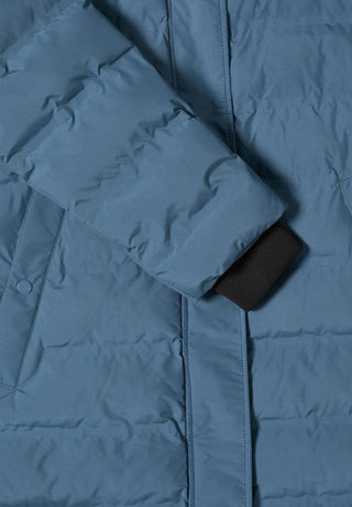 16666 moonstone blue;2