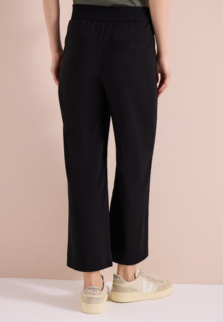 10001 Black;4