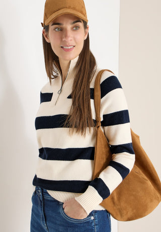 25512 universal blue;7