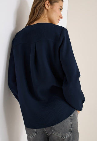 15512 universal blue;4