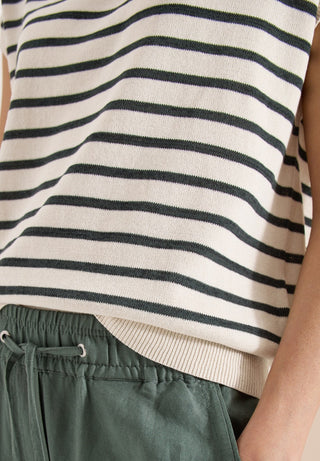 27672 palm breeze green;6