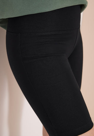 10001 Black;7