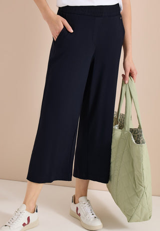 15512 universal blue;3