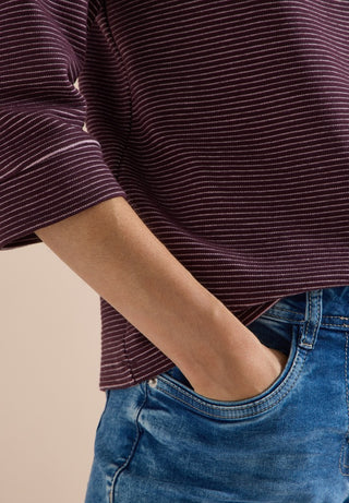 27749 berry red;12