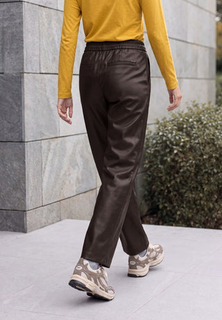 17747 truffle brown;10